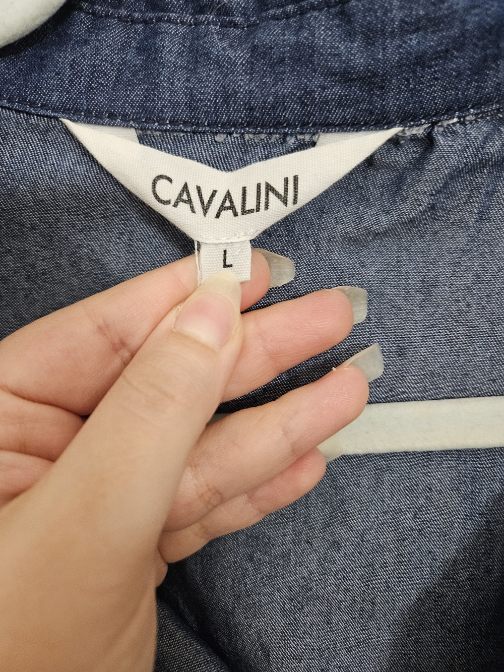 Cavalini Denim Button-Up Shirt with Roll-Tab Sleeves - Blue size large - Picture 2 of 9